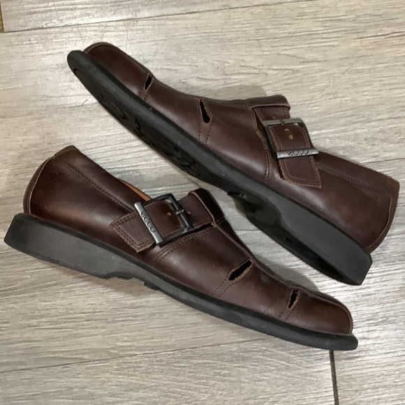 Ecco Men’s Brown Leather Fisherman Sandals size 10 main image 8